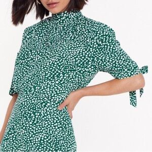 Nasty Gal Green & White Spotted Pattern High Neck Bow Sleeve Top